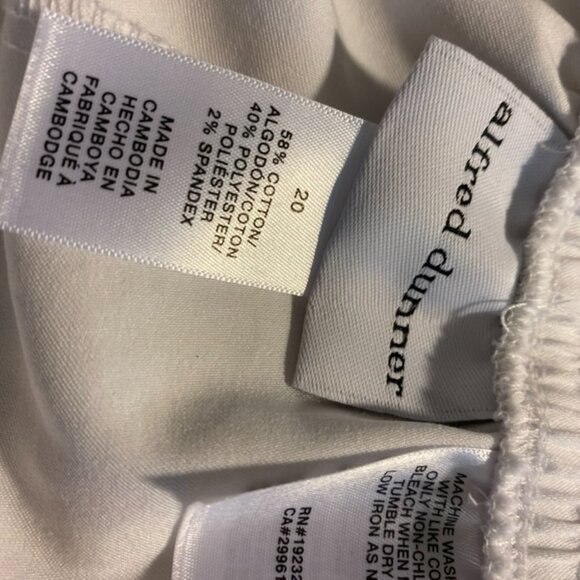 Alfred Dunner Ankle-Length White Pull-on Slacks Size 20 - Picture 3 of 3